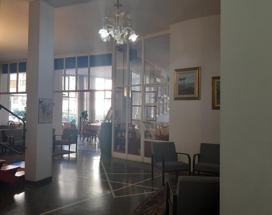 Hotel Colibri ฟีนาเลลีกูเร ภายนอก รูปภาพ